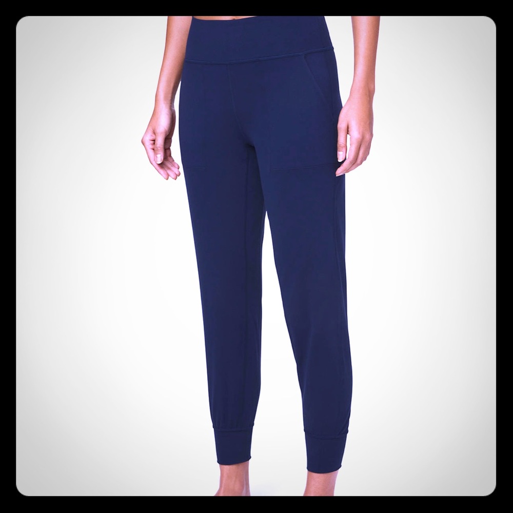 Lululemon Align Jogger 28” in True Navy